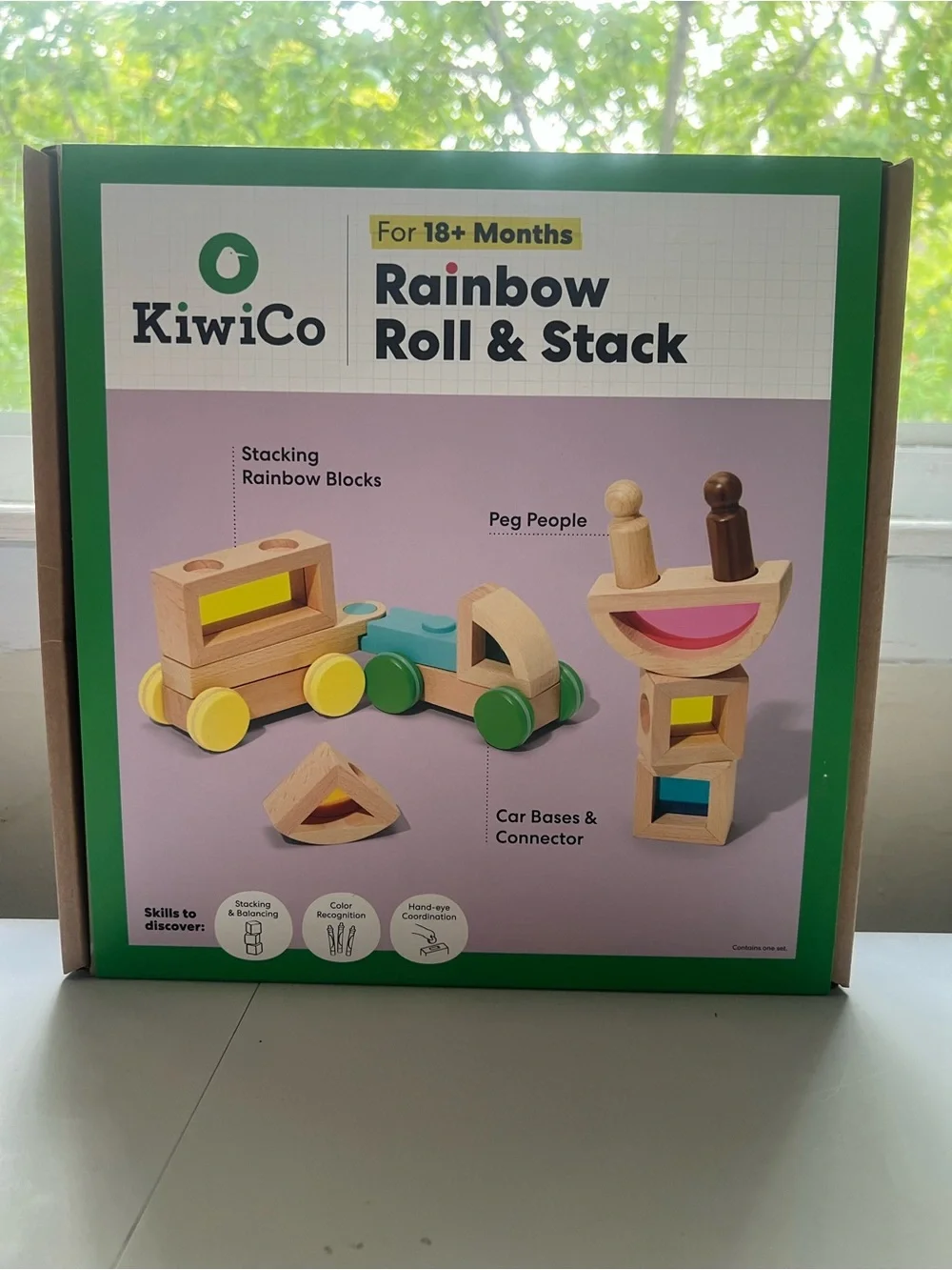 KiwiCo Rainbow Roll & Stack Wooden Toy Activity Play Center 18m+ - 11pc